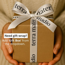 Load image into Gallery viewer, Custom Logo Candle | Premium Corporate & Client Gifts